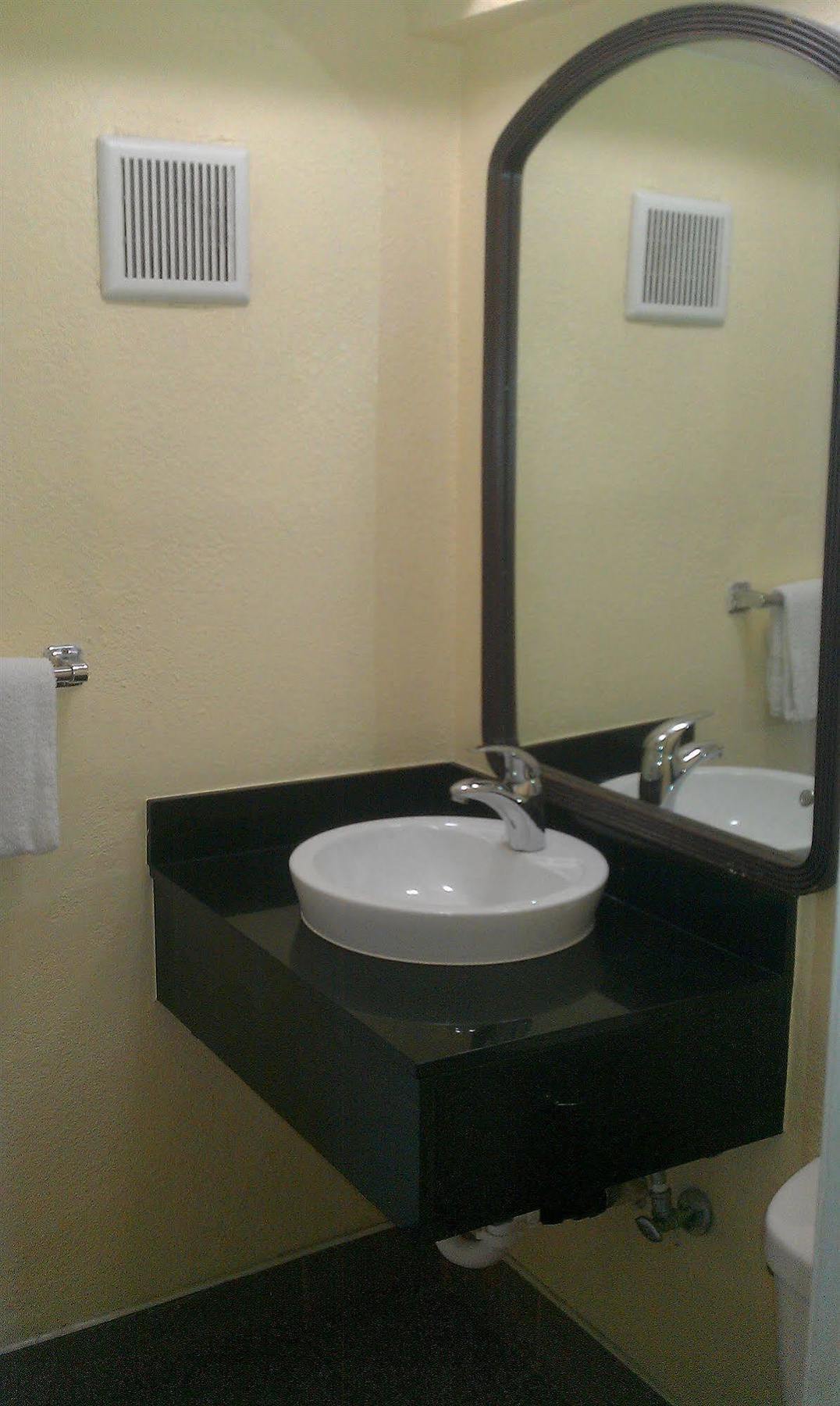Motel Value Hollywood 2*